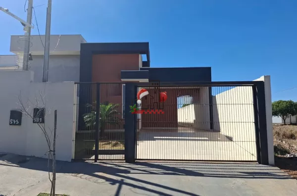 Casa à venda- Jardim Oásis