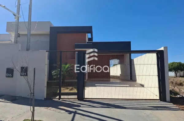 Casa à venda- Jardim Oásis