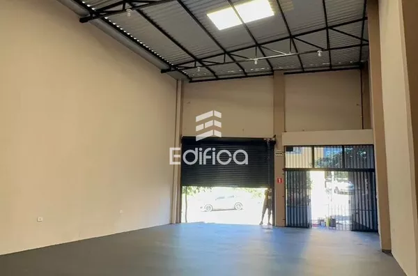 Barracão para aluguel 135m² - jardim oásis paranavaí