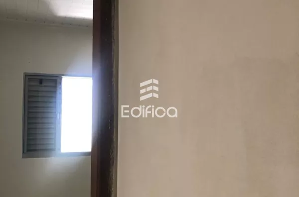 Casa à venda- Jardim Monte Cristo