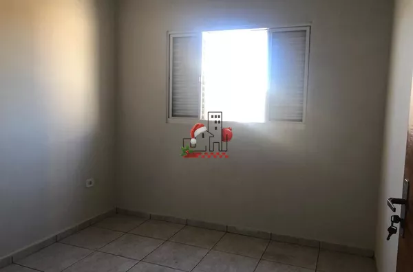 Casa à venda- Jardim Monte Cristo