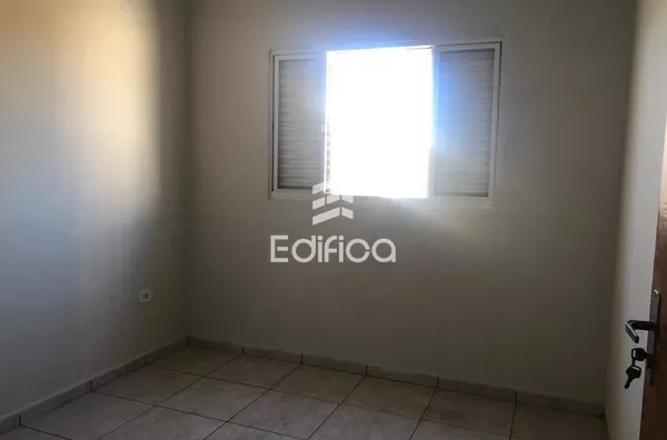 Casa à venda- Jardim Monte Cristo