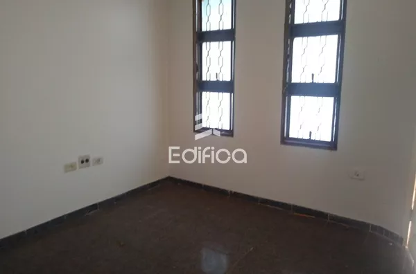 CASA À VENDA - DIST SUMARÉ