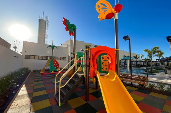 LOFTS À VENDA NO VILLAGE MONDONEX