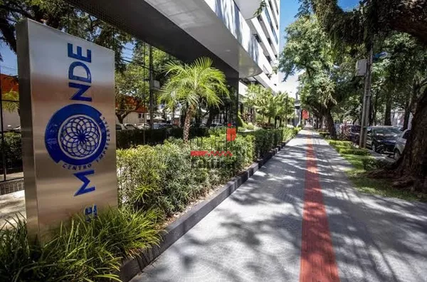 Sala comercial em andar para venda, Maringá