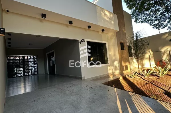 Casa à venda no Jardim Simara, Paranavaí