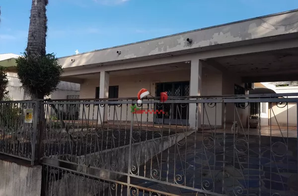 Casa para venda, 3 quarto(s),  Centro, Paranavaí