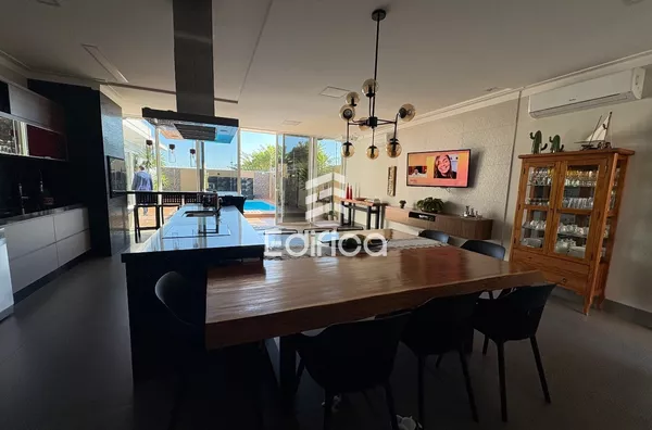 Casa à venda- Centro, Paranavaí