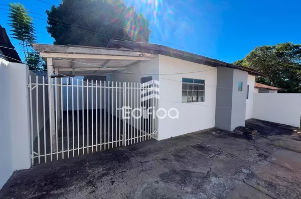 Casa para aluguel e venda - Centro de Paranavaí - Foto 1