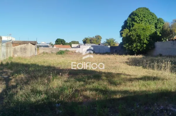 Terreno à venda- Centro da cidade