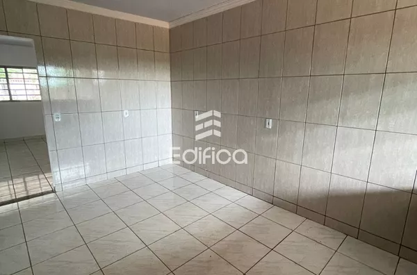 CASA EM ALTO PARANÁ COM 03 QUARTOS À VENDA