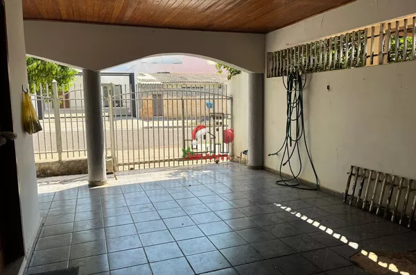 Casa à venda- Jardim Ouro Branco, Paranavaí