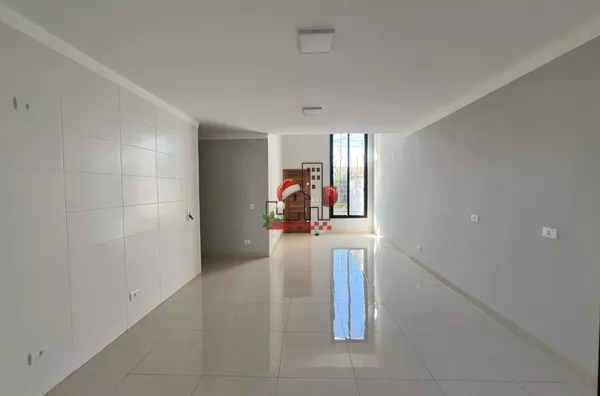 Casa à venda em esquina 