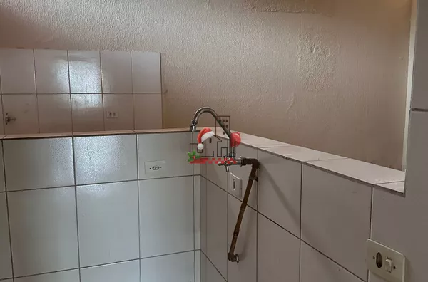  Casa para venda , com 03 quartos