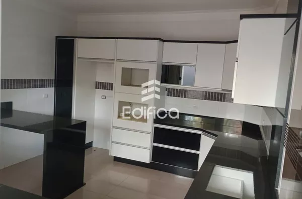 Sobrado à venda- Jardim Los Angeles