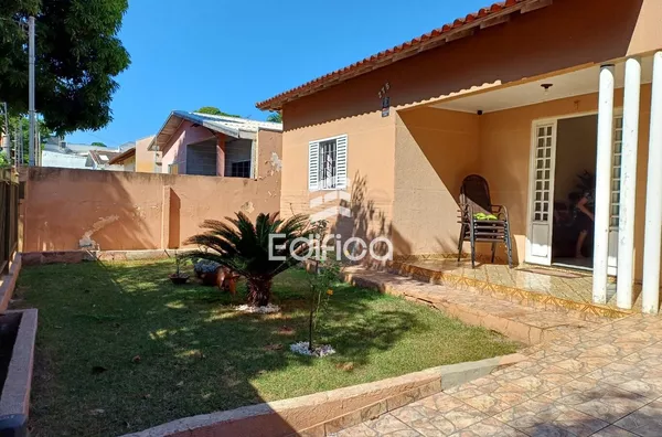 Casa à venda, 4 quarto(s), Centro, Paranavaí