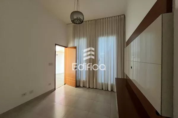 Casa para venda - Jardim das Nações