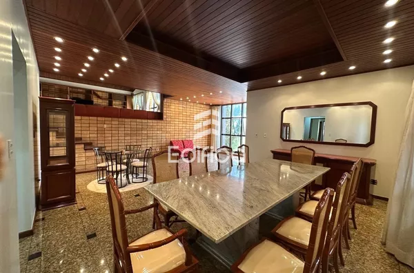 Sobrado para venda, 3 suíte(s), Paranavaí