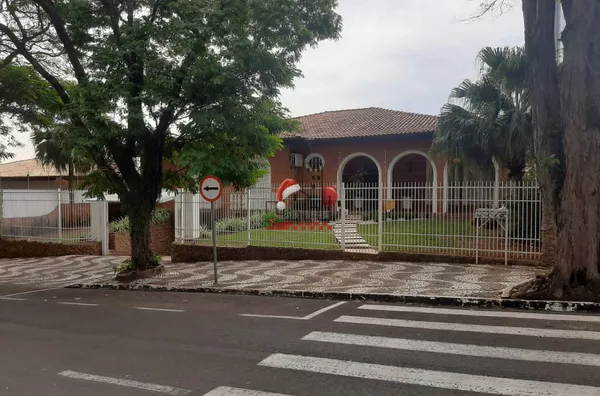 Casa à venda no centro