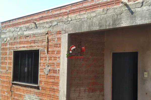 Casa à venda- Jardim Simone