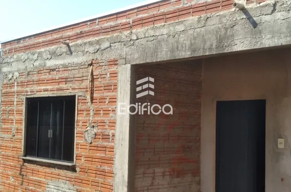 Casa à venda- Jardim Simone