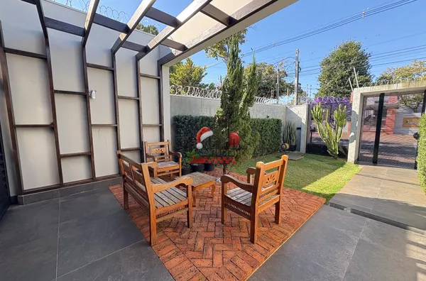 Casa à venda- Centro, Paranavaí