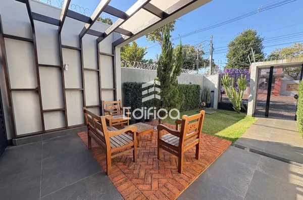 Casa à venda- Centro, Paranavaí