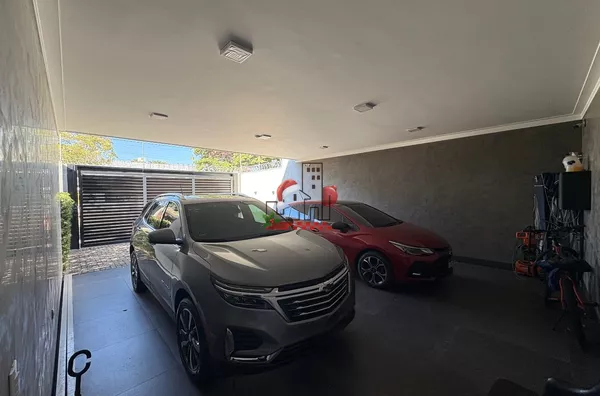 Casa à venda- Centro, Paranavaí