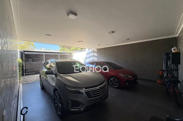 Casa à venda- Centro, Paranavaí