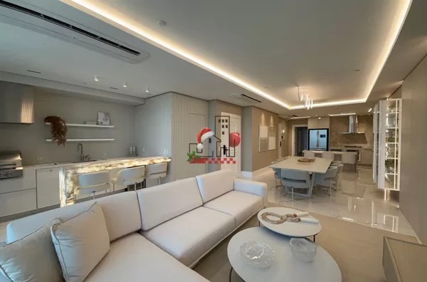 Apartamento de Alto Padrão à venda,  Centro, Balneário Camboriú