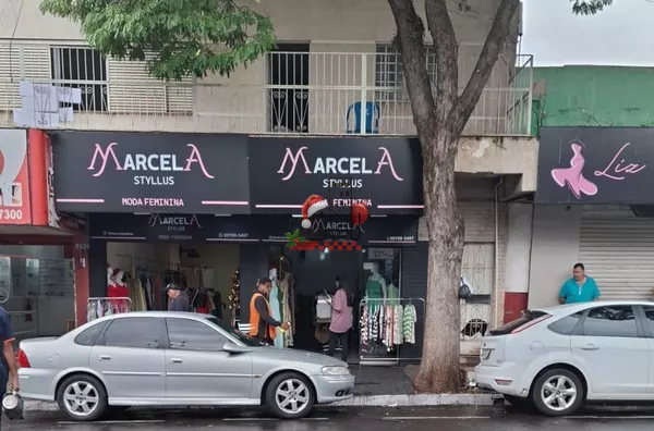 Sala comercial térrea com apartamento superior para venda,  Centro, Paranavaí
