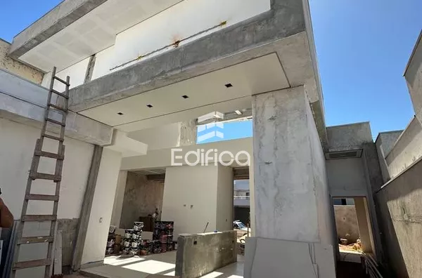 Casa em condomínio para venda