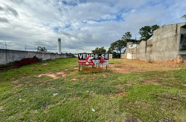 Terreno à venda