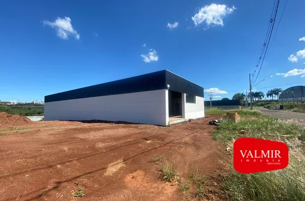 PARA LOCAÇÃO EM ITAPEJARA D'OSTE - COMERCIAL