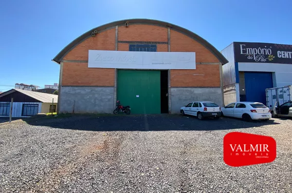 PARA LOCAÇÃO NO PINHEIRINHO - COMERCIAL