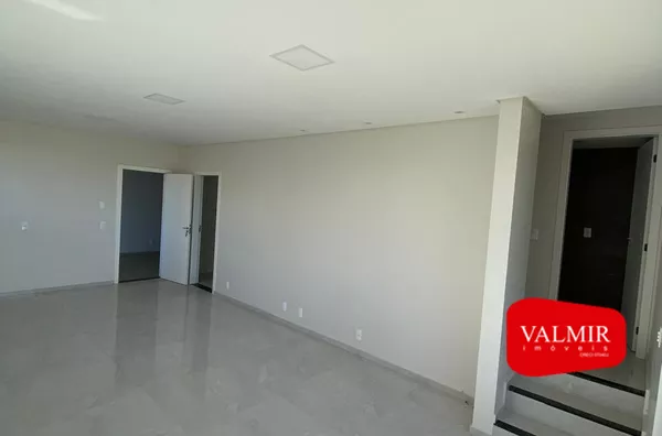 À VENDA CASA NO FRARON 