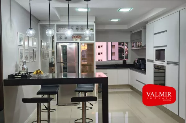 APARTAMENTO DUPLEX NO RES. SYRIUS SEMIMOBILIADO