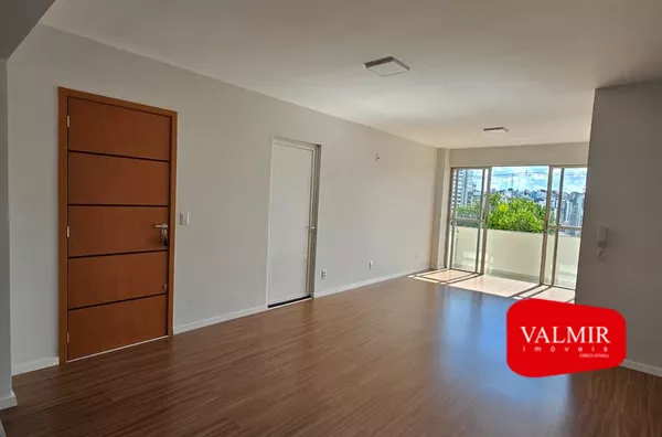 À VENDA NO CENTRO - EDIFÍCIO NORMA MARIANA