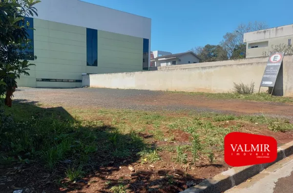 À VENDA NO TREVO DA GUARANI