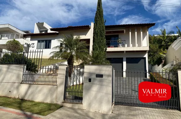 À VENDA NO LA SALLE