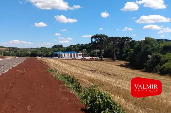 À VENDA NO LOTEAMENTO ARMANDO CHIOQUETTA
