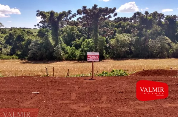À VENDA NO LOTEAMENTO ARMANDO CHIOQUETTA