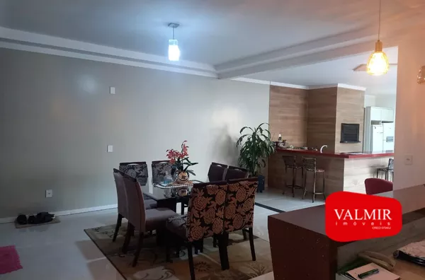 À VENDA NO SÃO VICENTE