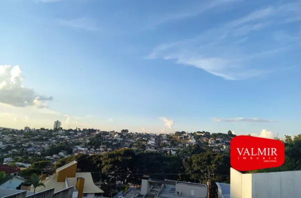 À VENDA NO LA SALLE