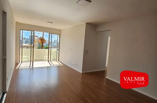 À VENDA NO CENTRO - EDIFÍCIO NORMA MARIANA