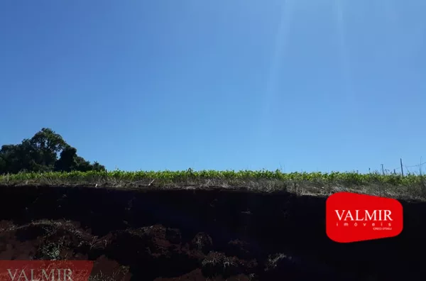 À VENDA NO BAIRRO FRARON