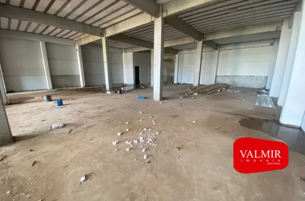 PARA LOCAÇÃO EM ITAPEJARA D'OSTE - COMERCIAL