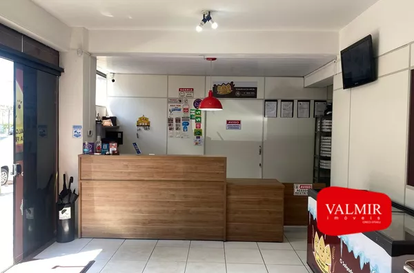 À VENDA NO JARDIM DAS AMÉRICAS - PONTO COMERCIAL