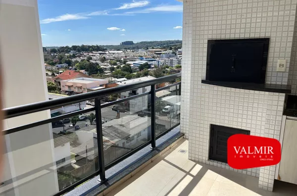 À VENDA NO CENTRO - EDIFÍCIO RESIDENCIAL PIO XII