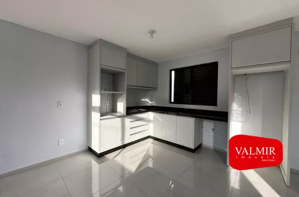 À VENDA NO JARDIM PRIMAVERA